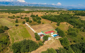 Stunning Home In Posedarje